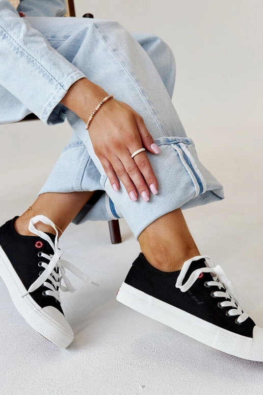 Baskets femme en tissu noir CROSS JEANS