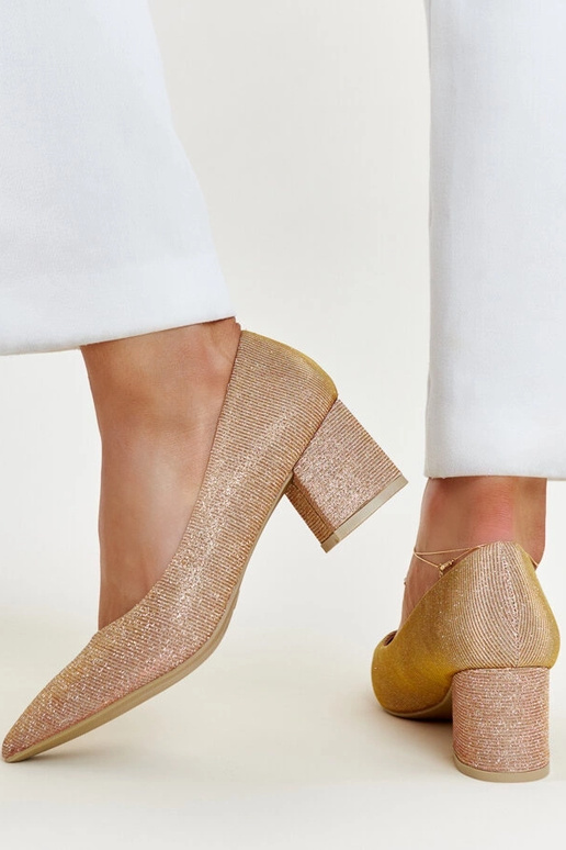 Escarpins roses scintillants à talon... Escarpins roses scintillants à talon...