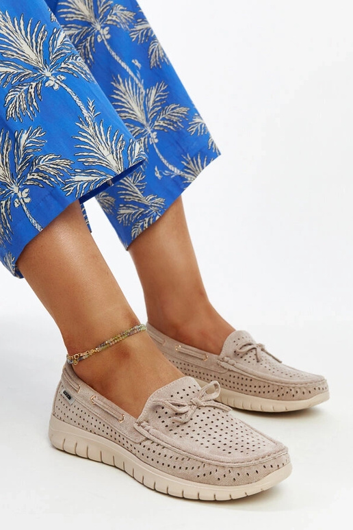 Mocassins en cuir marron avec semelle... Mocassins en cuir marron avec semelle...