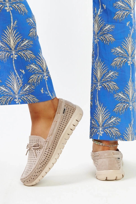 Mocassins en cuir marron avec semelle... Mocassins en cuir marron avec semelle...