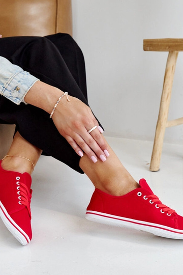 Baskets classiques rouges... 2