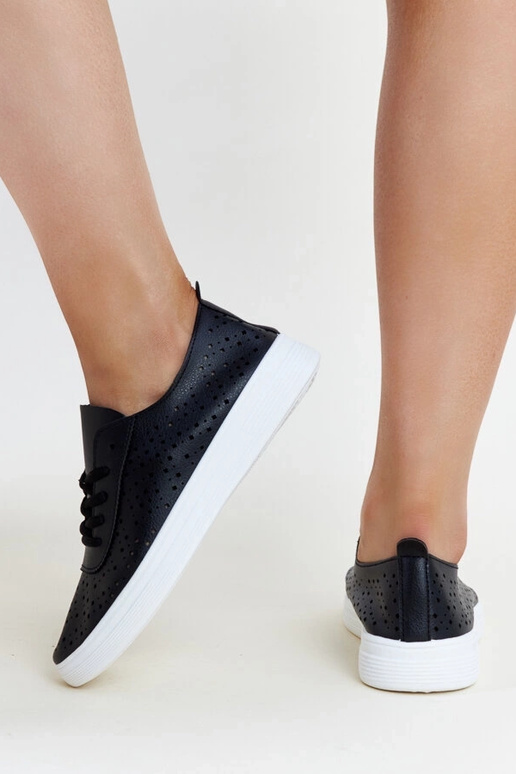 Baskets Manoek noires ajourées Baskets Manoek noires ajourées