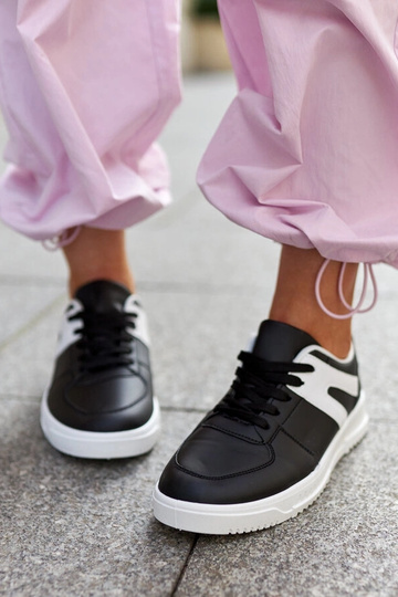 Baskets de sport Hagara noires 2