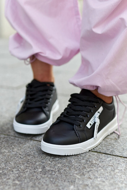 Baskets noires en cuir écologique Brecht Baskets noires en cuir écologique Brecht