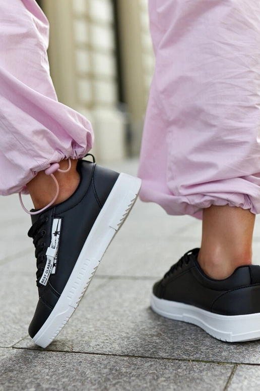 Baskets noires en cuir écologique Brecht Baskets noires en cuir écologique Brecht