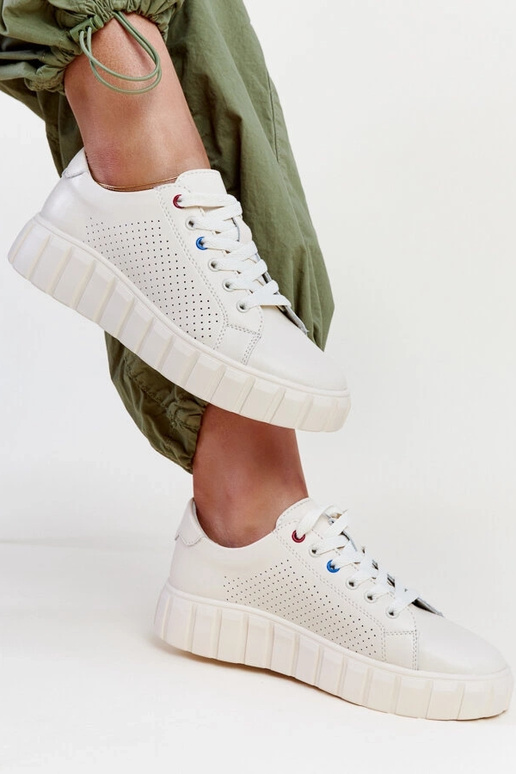 Baskets en cuir beige Zvonka