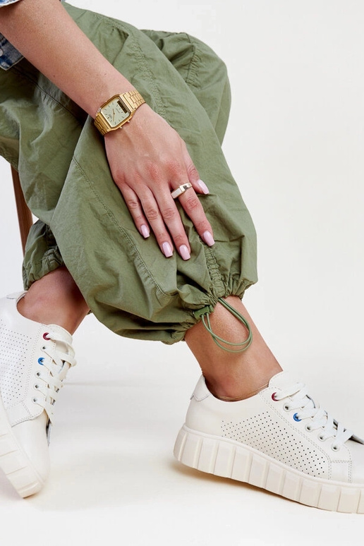 Baskets en cuir beige Zvonka