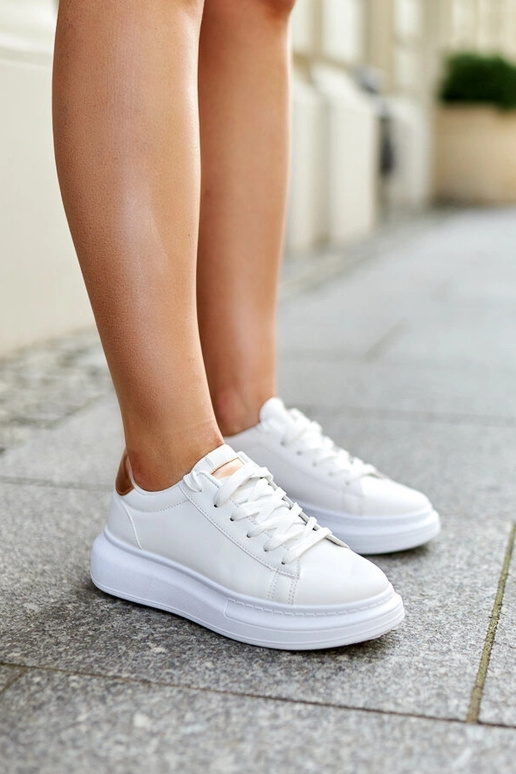 Baskets blanches à semelle épaisse Ivalu