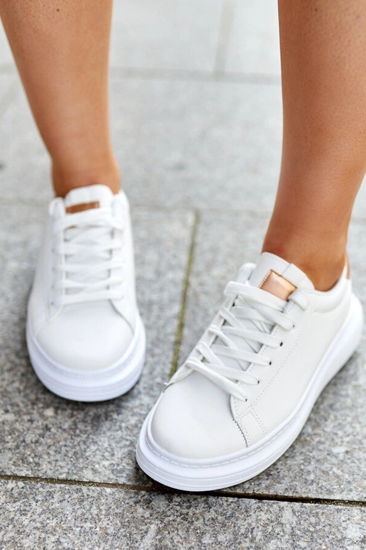 Baskets blanches à semelle épaisse Ivalu