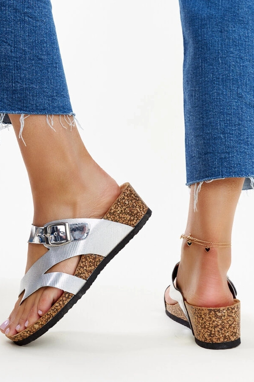 Sandales compensées Donata en métal...