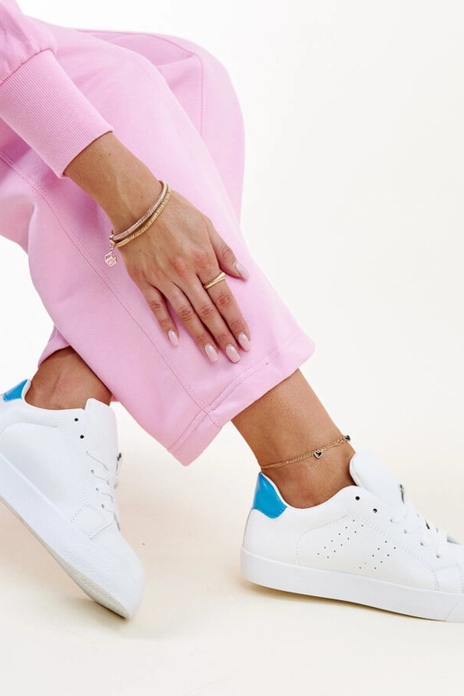 Baskets Akila blanches et bleues
