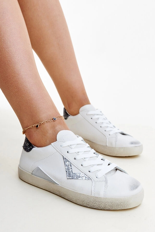 Baskets blanches effet "usé" par Gombol