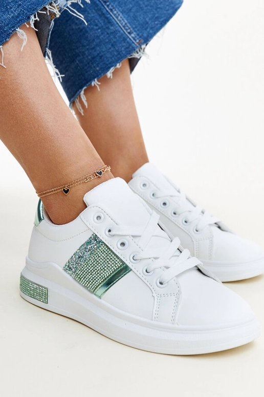 Baskets blanches et vertes avec...