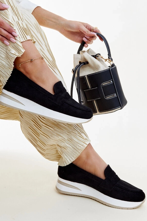 Chaussures Muna perforées noires Chaussures Muna perforées noires