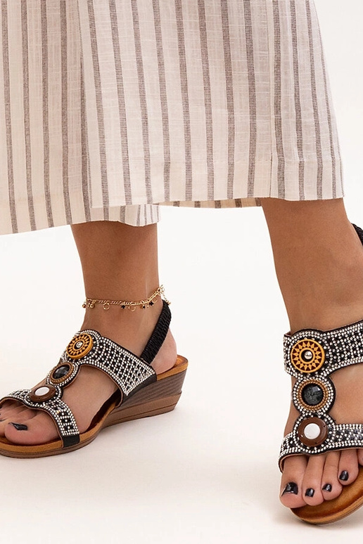 Sandales compensées basses brillantes... Sandales compensées basses brillantes...