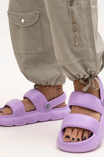 Sandales légères en mousse... 2