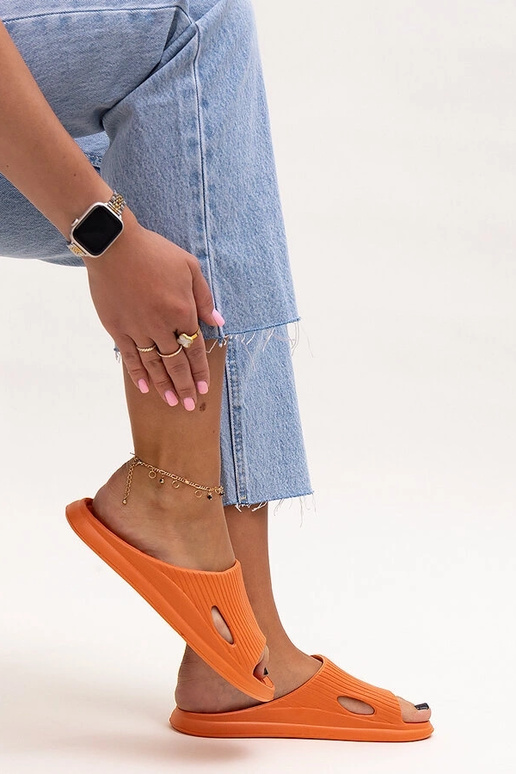 Chaussons en mousse orange Myrtile Chaussons en mousse orange Myrtile