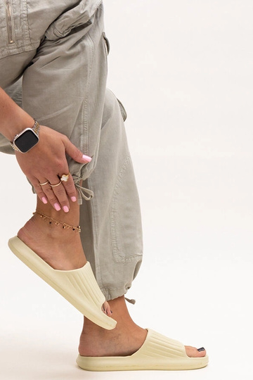 Tongs en mousse vertes Gilly 2