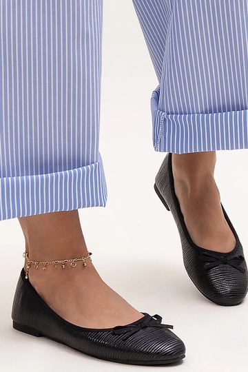 Ballerines noires avec...