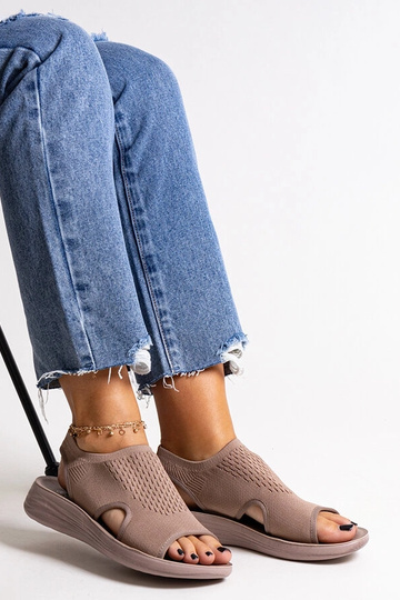 Sandales à plateforme... 2