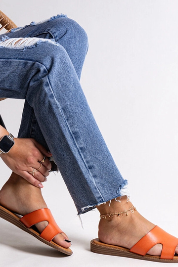 Tongs en simili cuir orange...