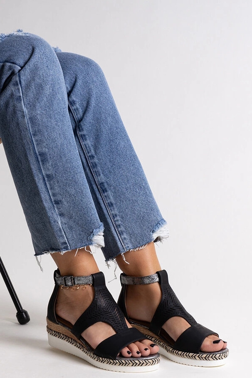 Sandales compensées basses noires Tiuma