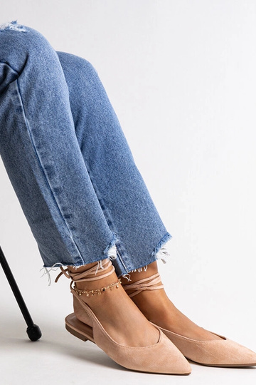 Ballerines beiges à lacets... 2