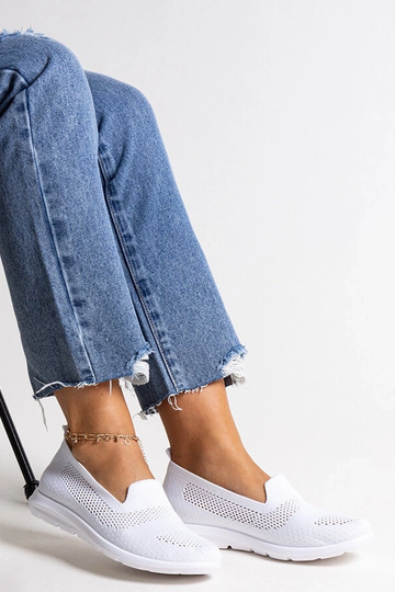 Baskets blanches à semelles... 2