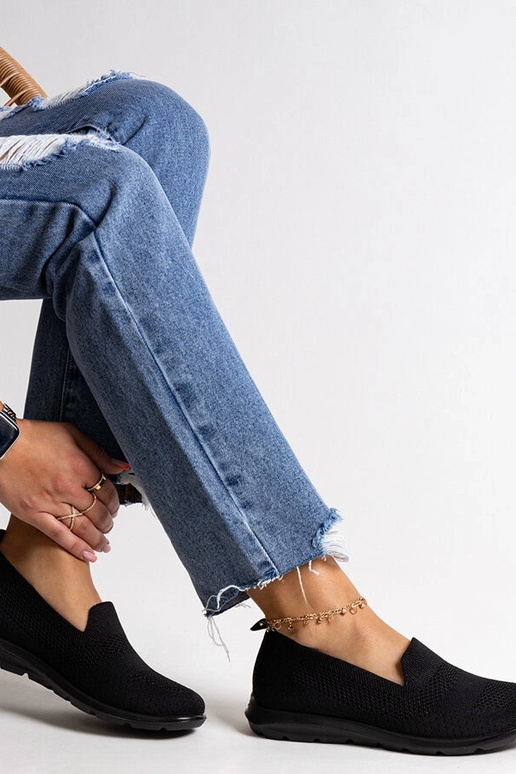 Baskets noires à semelles en mousse...