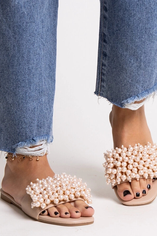 Tongs beiges décorées de perles Atiyene Tongs beiges décorées de perles Atiyene