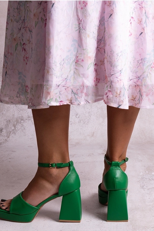 Sandales vertes à talon Vesna Sandales vertes à talon Vesna