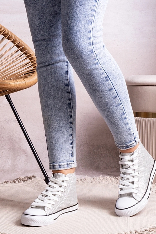 Baskets montantes argentées en mesh...