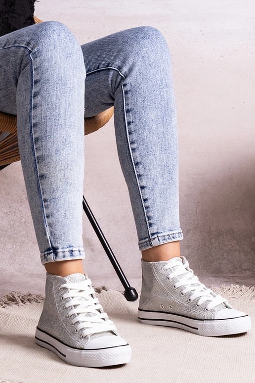 Baskets montantes argentées en mesh...