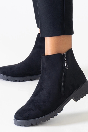 Bottes noires avec inserts... 2