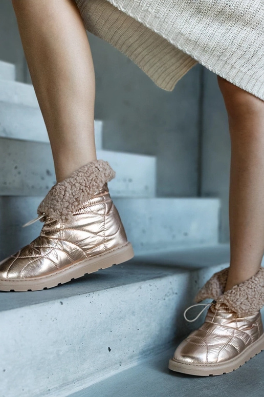 Bottes de neige isolées avec revers...