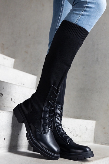 Bottines noires à enfiler... 2