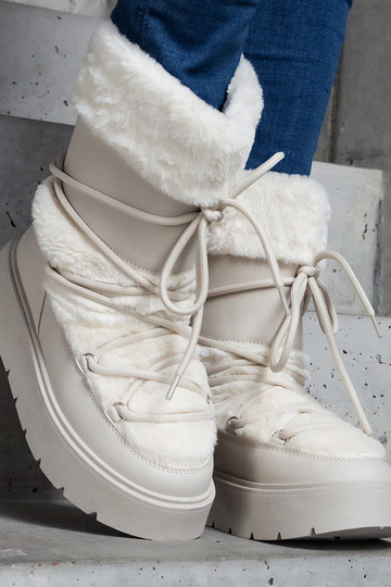 Bottes de neige à lacets... 2