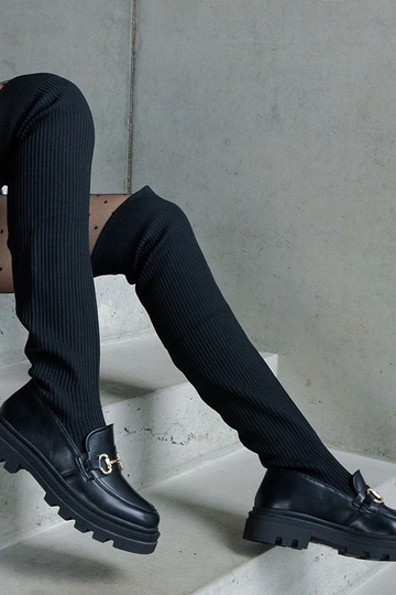 Bottes noires avec tige élastique à talon plat Vrissa