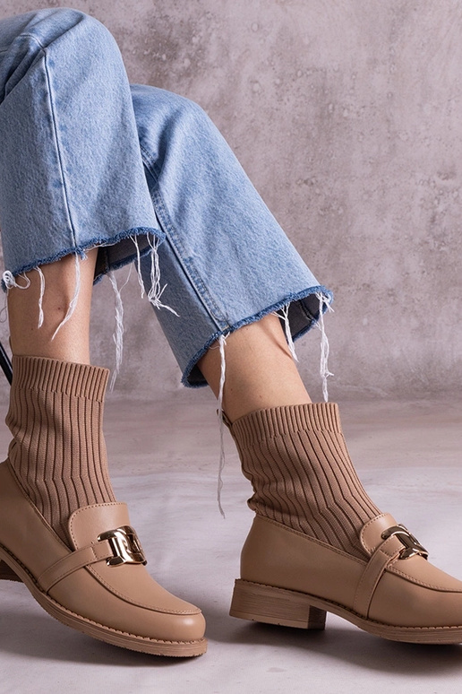 Bottines beige foncé avec tige en... Bottines beige foncé avec tige en...