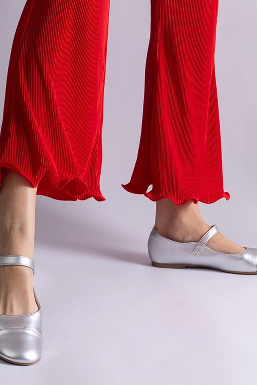 Ballerines à bout vernis argenté avec...