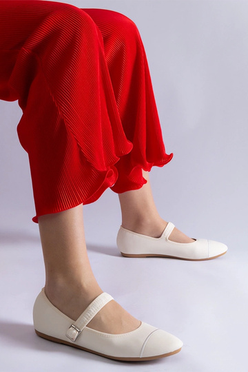 Ballerines blanches avec... 2