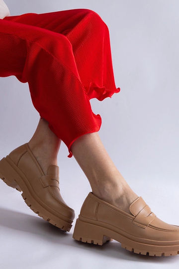Mocassins beige foncé en cuir écologique Fiorenza