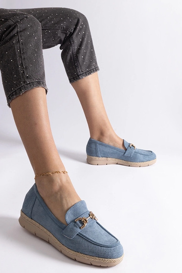 Chaussures pour femmes en...