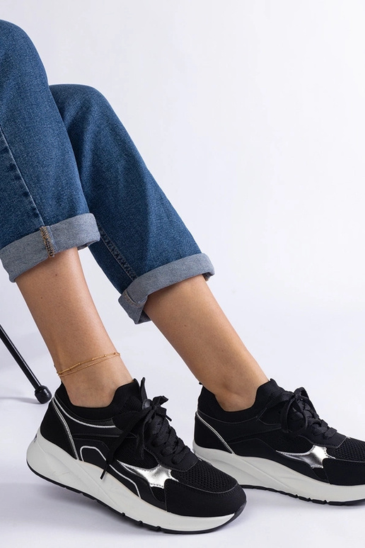 Baskets de sport noires pour femmes...