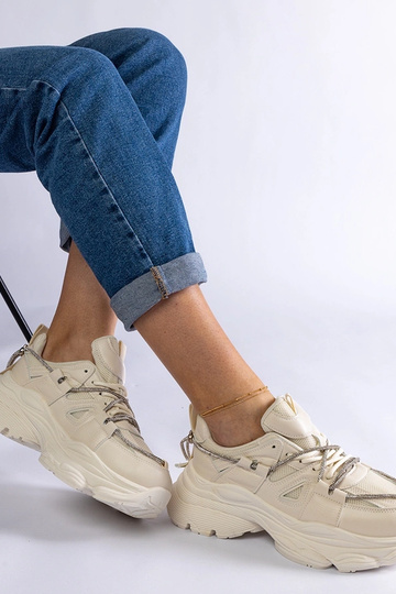 Baskets de sport pour femmes Ivett beiges 2