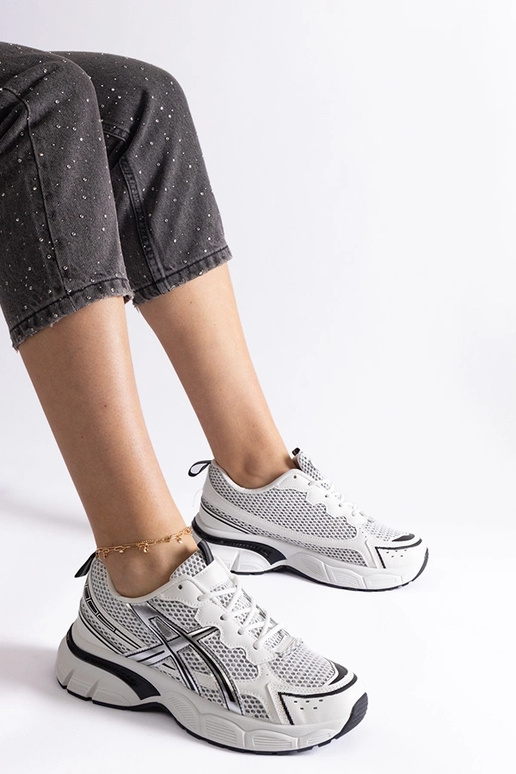 Baskets de sport noires pour femmes...