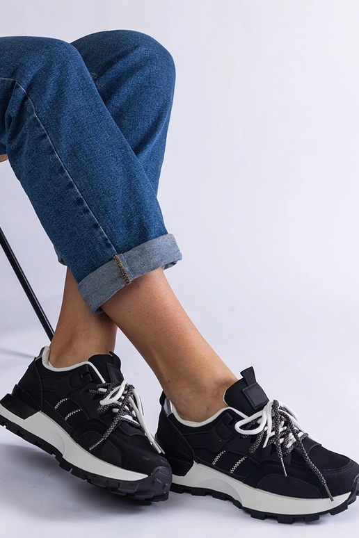 Baskets de sport noires pour femmes...