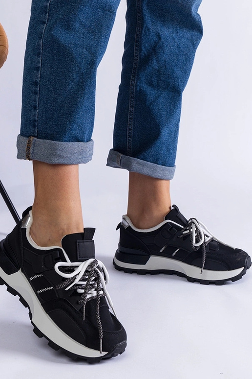 Baskets de sport noires pour femmes...