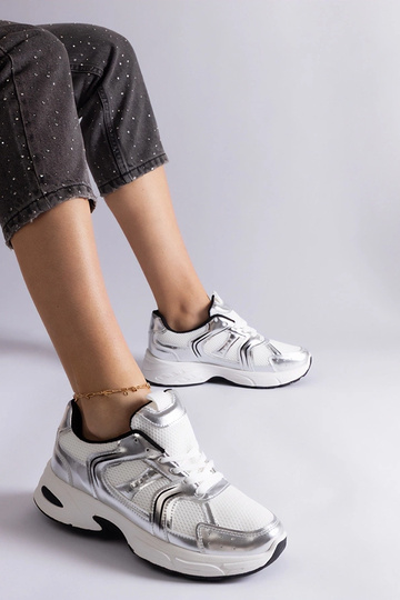 Baskets de sport Ena blanches et argentées
