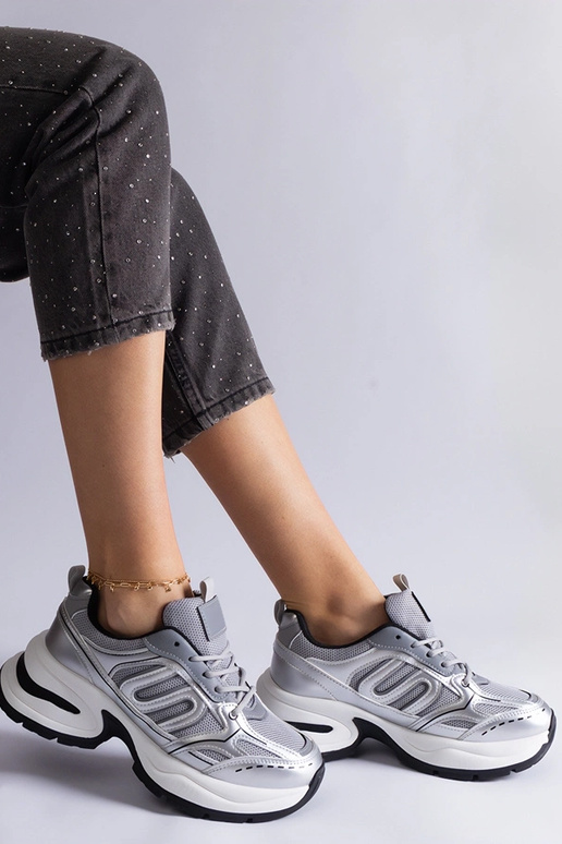 Chaussures de sport argentées pour...